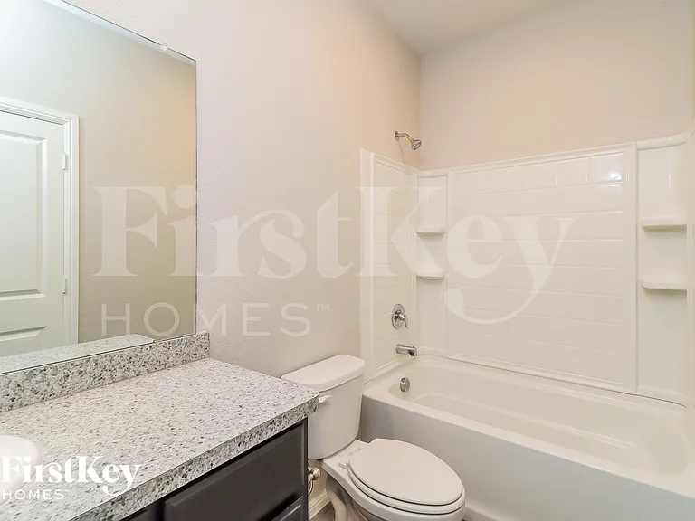 2212 Blythwood Trl — Photo 13