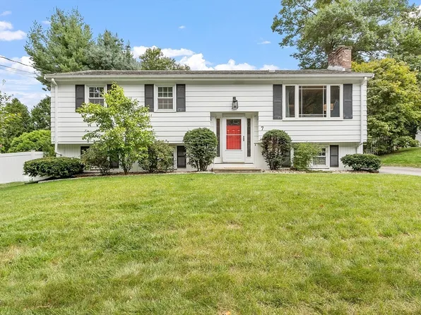 7 Boston Dr, Shrewsbury, MA 01545