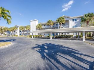 7823 Regal Heron Cir #9-302, Naples, FL 34104