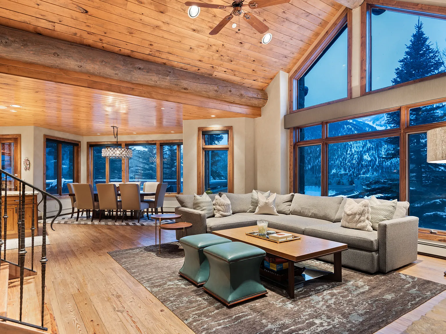 4 bed, 4.5 bath, 5049 sqft, $60,000 — Photo 3