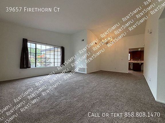3rd image of 39657 Firethorn Ct