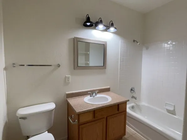 2111 Hussium Hills St #202-BLD9, Las Vegas, NV 89108