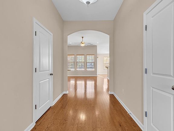 3rd image of 1612 Fairforest Ct.