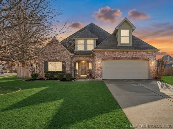 1016 S Willow Ave, Broken Arrow, OK 74012