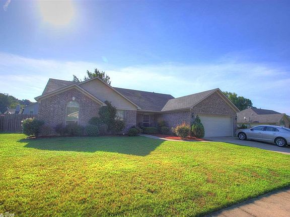 2nd image of 3020 Ozark Dr