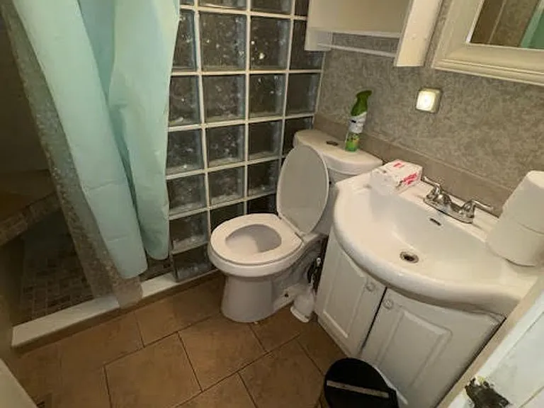 805 N Hudson Ave — Photo 3