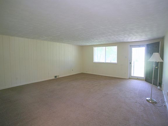 5th image of 5948 N Bay Dr