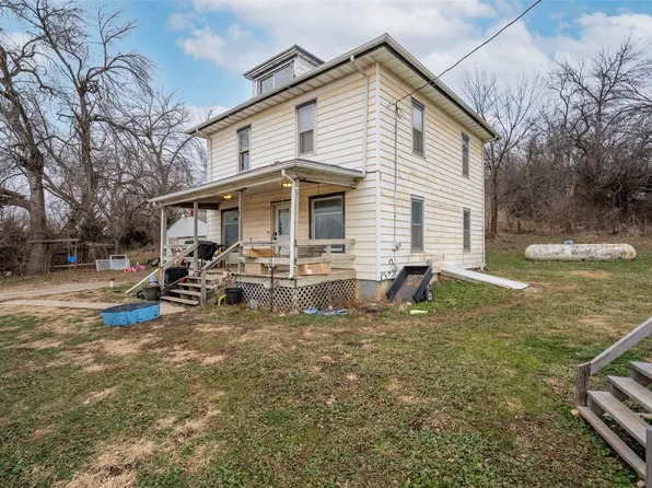2261 270th St, Guthrie Center, IA 50115