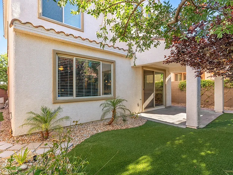 9692 Canyon Landing Ave — Photo 46