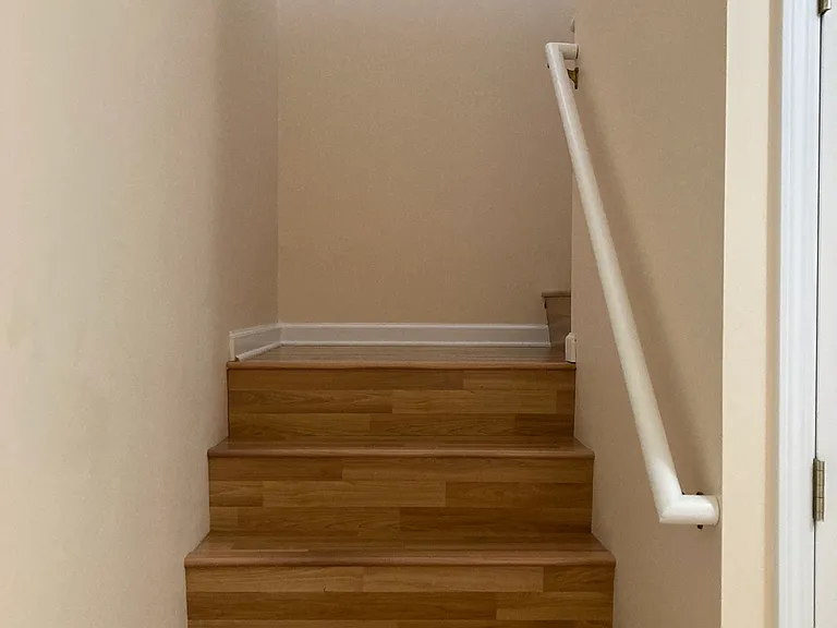 Stonefield Dr — Photo 12