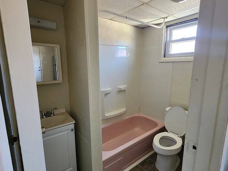 507 Bessemer Ave #AVE2R — Photo 9
