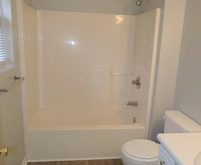 3881 Crest Dr — Photo 31