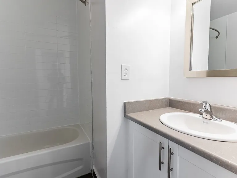 15 Blackfriar Ave #190 — Photo 10