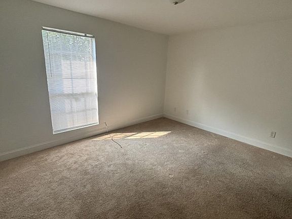 5th image of 186 Old Montgomery Hwy APT C