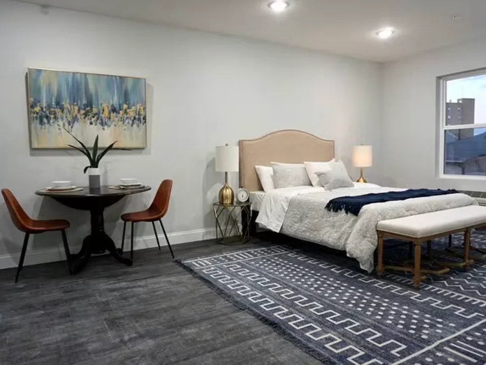 59-63 Courtland St #203