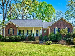270 Spicewood Cir, Troutman, NC 28166