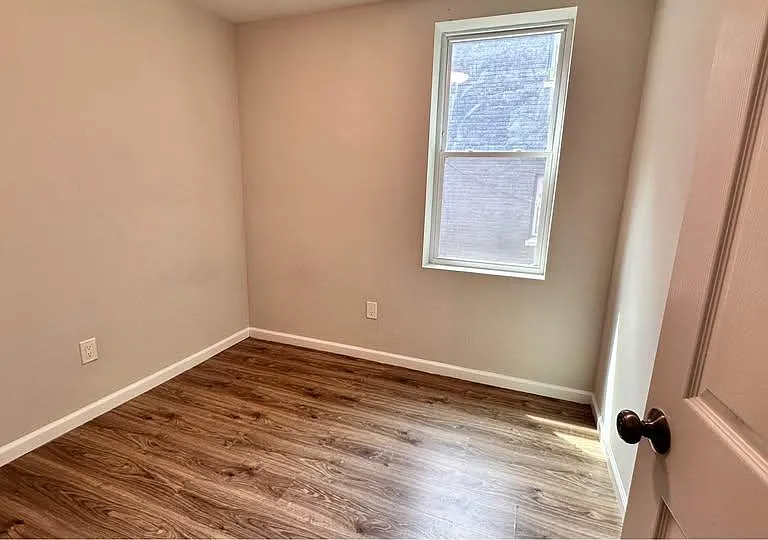2808 Pomeroy Rd SE #1 — Photo 4