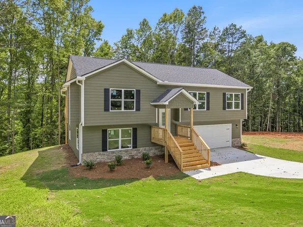 284 Stonington Dr, Mount Airy, GA 30563