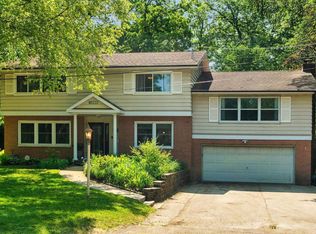 4930 Arrowhead Dr, Monona, WI 53716