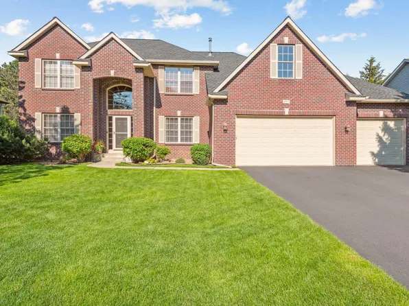 4953 Sycamore Dr, Eagan, MN 55123