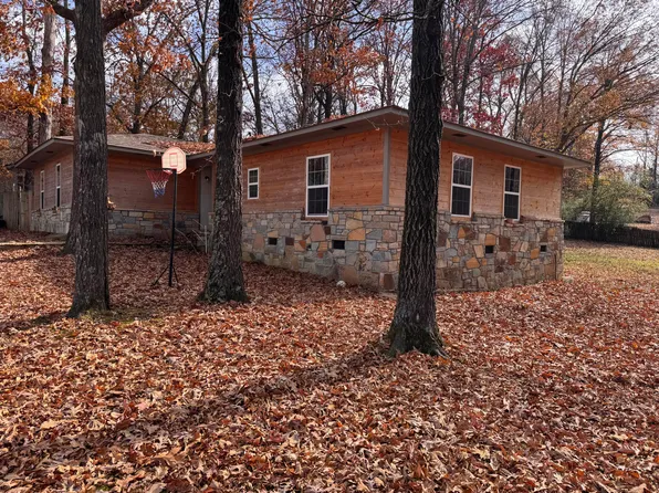 530 Stacey Dr, Batesville, AR 72501