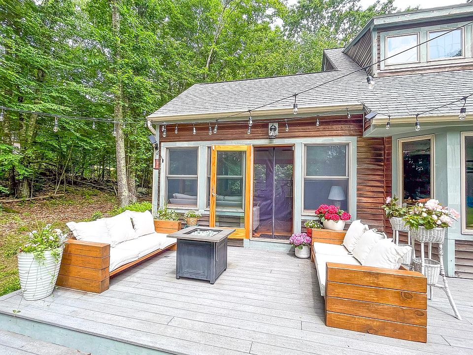 45 S Killingly Rd, Foster, RI 02825 Zillow