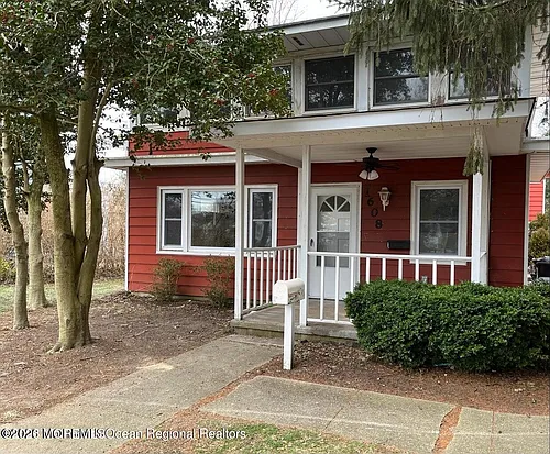 1608 Bay Ave #1 Photo 1