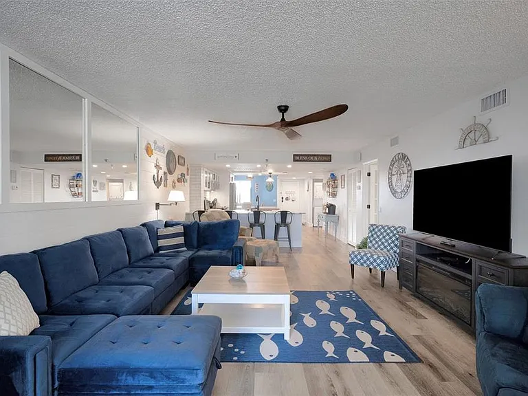6035 Sea Ranch Dr #215 — Photo 13