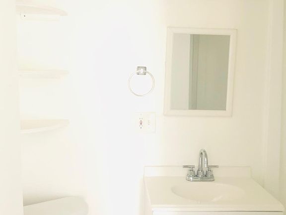 2nd image of 906 Pacific Ave #645