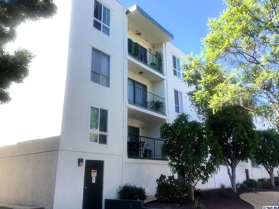 1st image of 500 Jackson Pl Unit 213