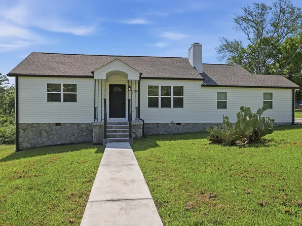 1500 Greenwood Rd, Chattanooga, TN 37411