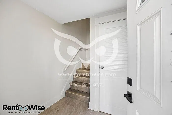 2 bed, 1.0 bath, 900 sqft, $4,200 — Photo 4