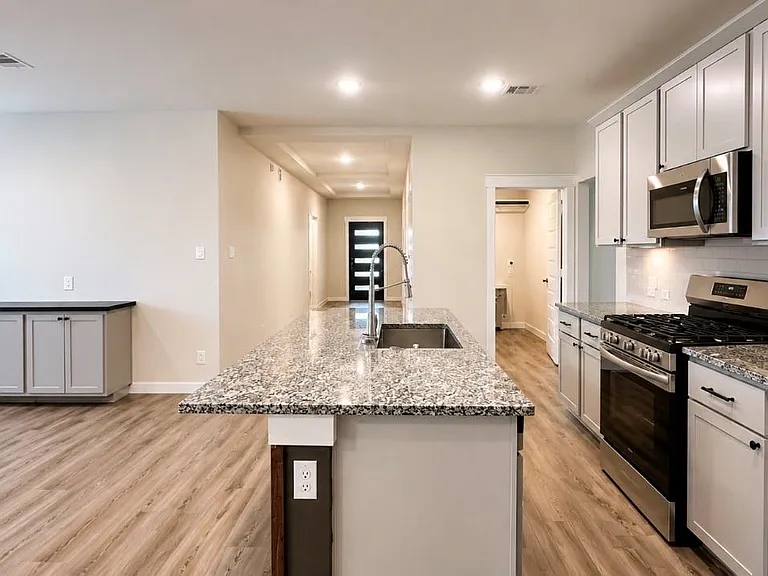 4612 Spoon Bill Cove Dr — Photo 8