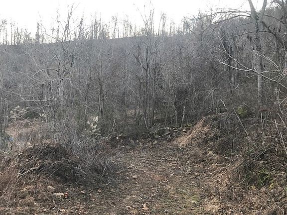 4th image of Vista Dr