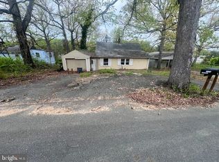 18506 Triangle St, Triangle, VA 22172