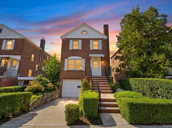 1845 Hering Avenue, Bronx, NY 10461