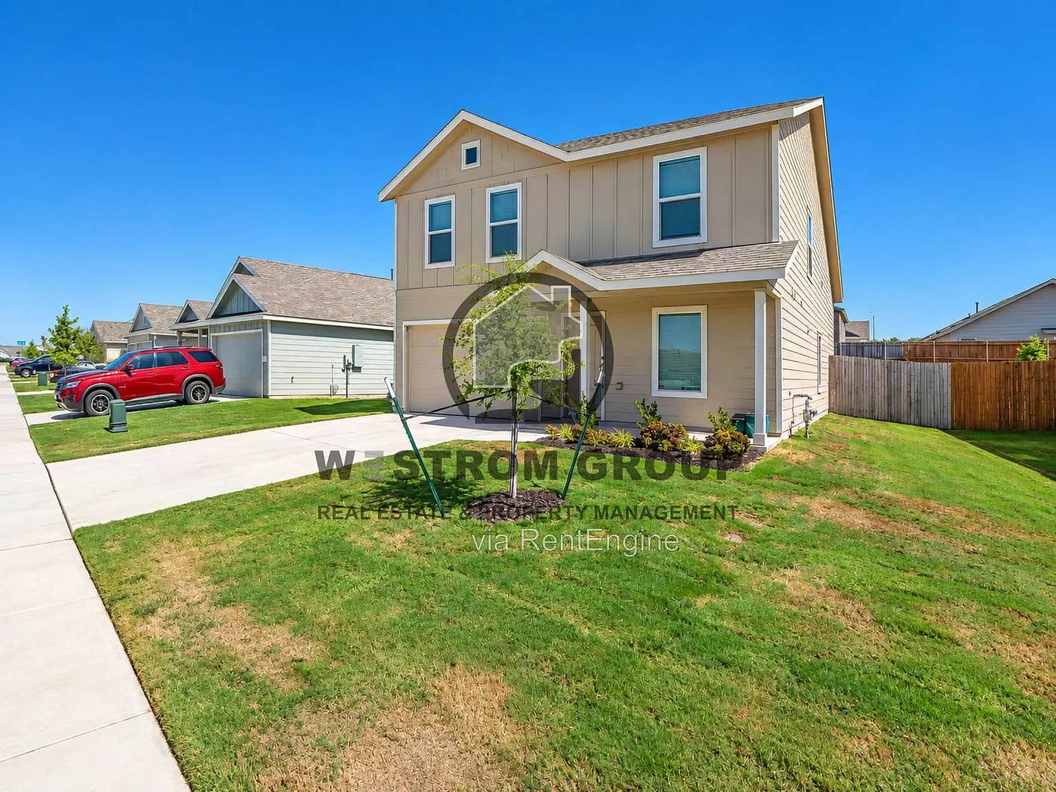 4 bed, 2.5 bath, 1891 sqft, $2,300 — Photo 3