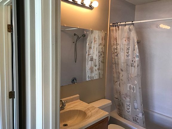 5th image of 2687 Waterford Ct