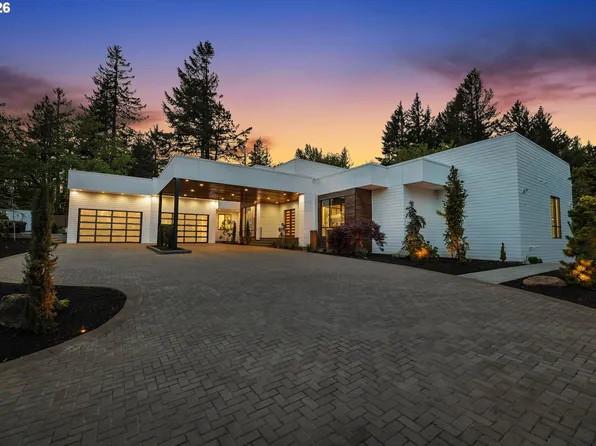 11555 SE Hilltop Ct, Happy Valley, OR 97086