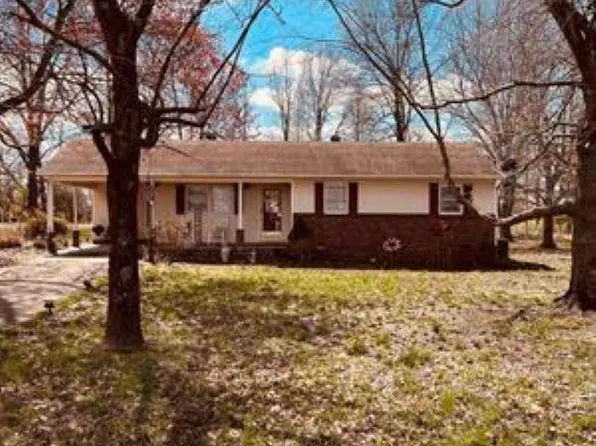 41 Union Cir, Mayfield, KY 42066