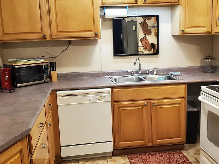 17018 Water Oak Dr — Photo 31
