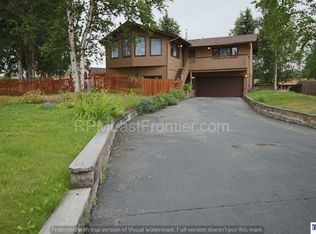 8420 Williwa Cir, Anchorage, AK 99504