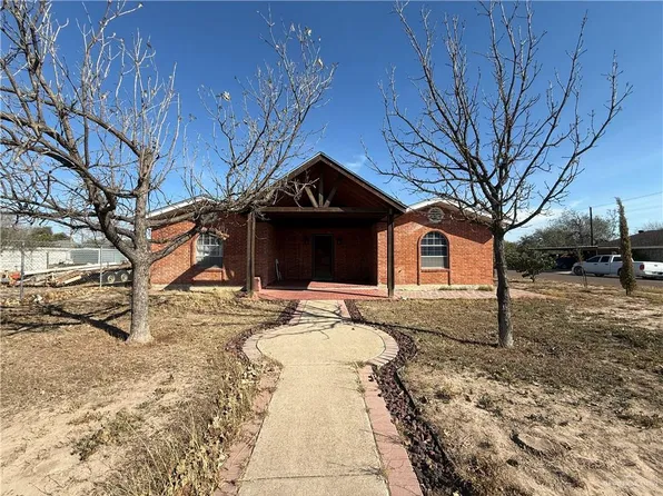 1101 Barnes St, Mission, TX 78572