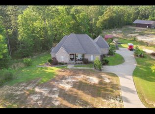121 Old Mill Trl, Florence, MS 39073