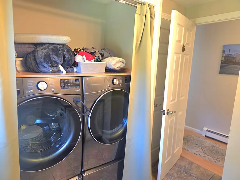 10 Amanda Way — Photo 16