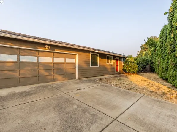 1090 Denise St SE, Salem, OR 97306