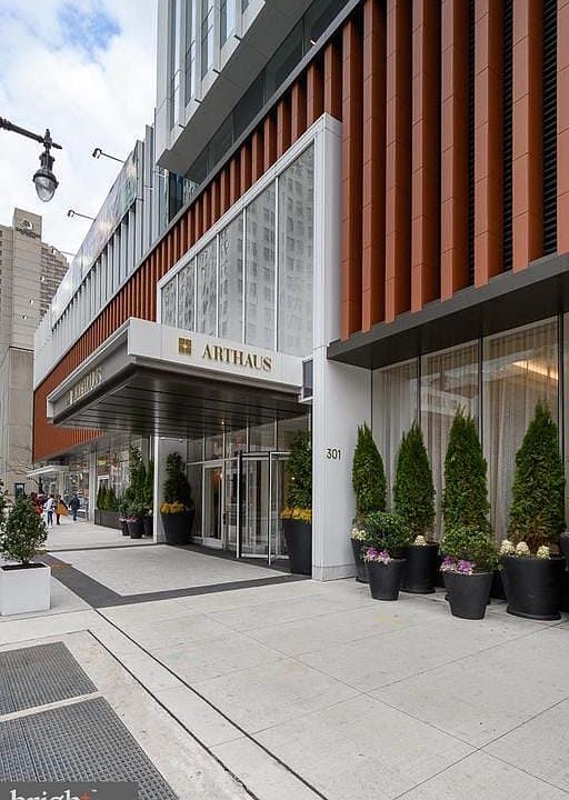 1st image of 301 S Broad St S #4001