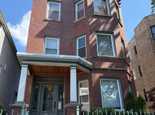 1632 W Nelson St APT 2, Chicago, IL 60657