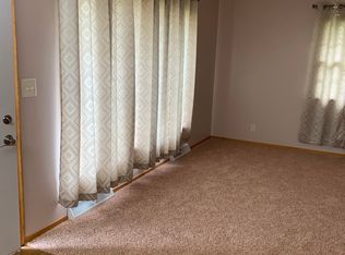 310 N Bridge St, Randolph, NE 68771