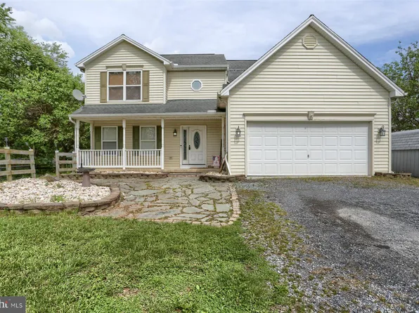 192 Lawrence Ln, Carlisle, PA 17015
